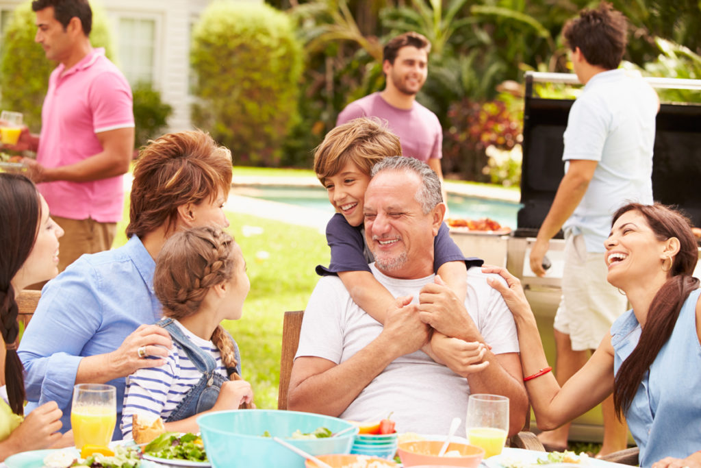How to Host the Ultimate Outdoor Family Cookout: Who - Attendees