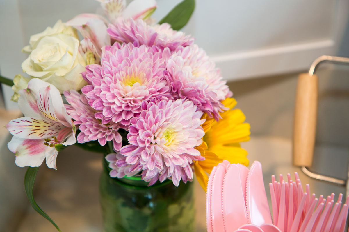 Mother's Day Decor: Flowers