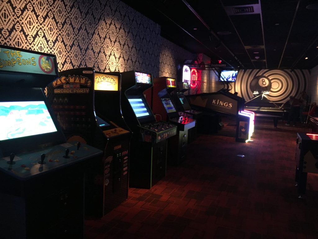 Kings Bowl - arcade