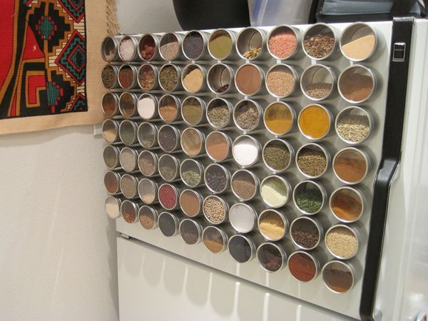 Magnetic Spice Rack | www.instructables.com 
