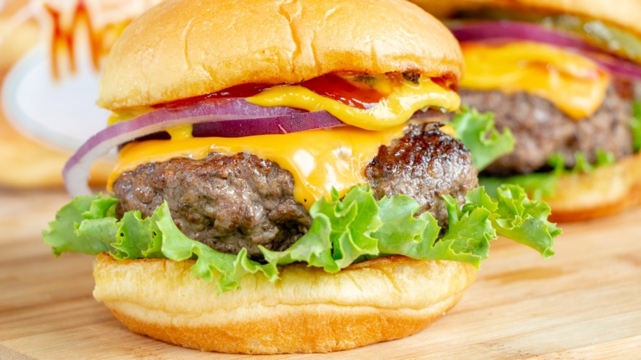 Weber's Ideal Cheeseburgers with 5 Burger Tips