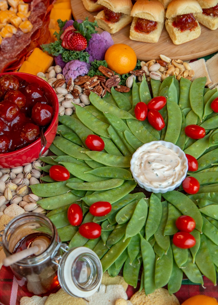 Holiday Grazing Table - Snow Pea Holiday Wreath