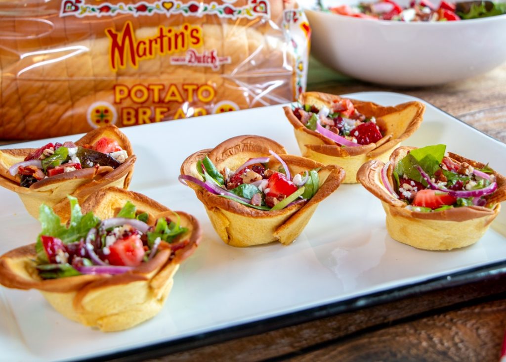 Strawberry Fields Chopped Salad Crouton Cups