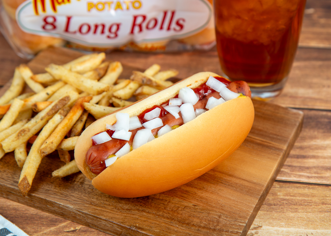 All-American-Hot-Dog - Martin's Famous Potato Rolls And Bread