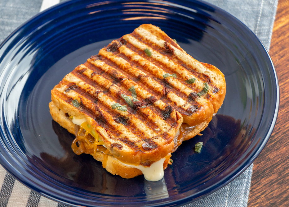 Caramelized Onion and Apple Grilled Cheese