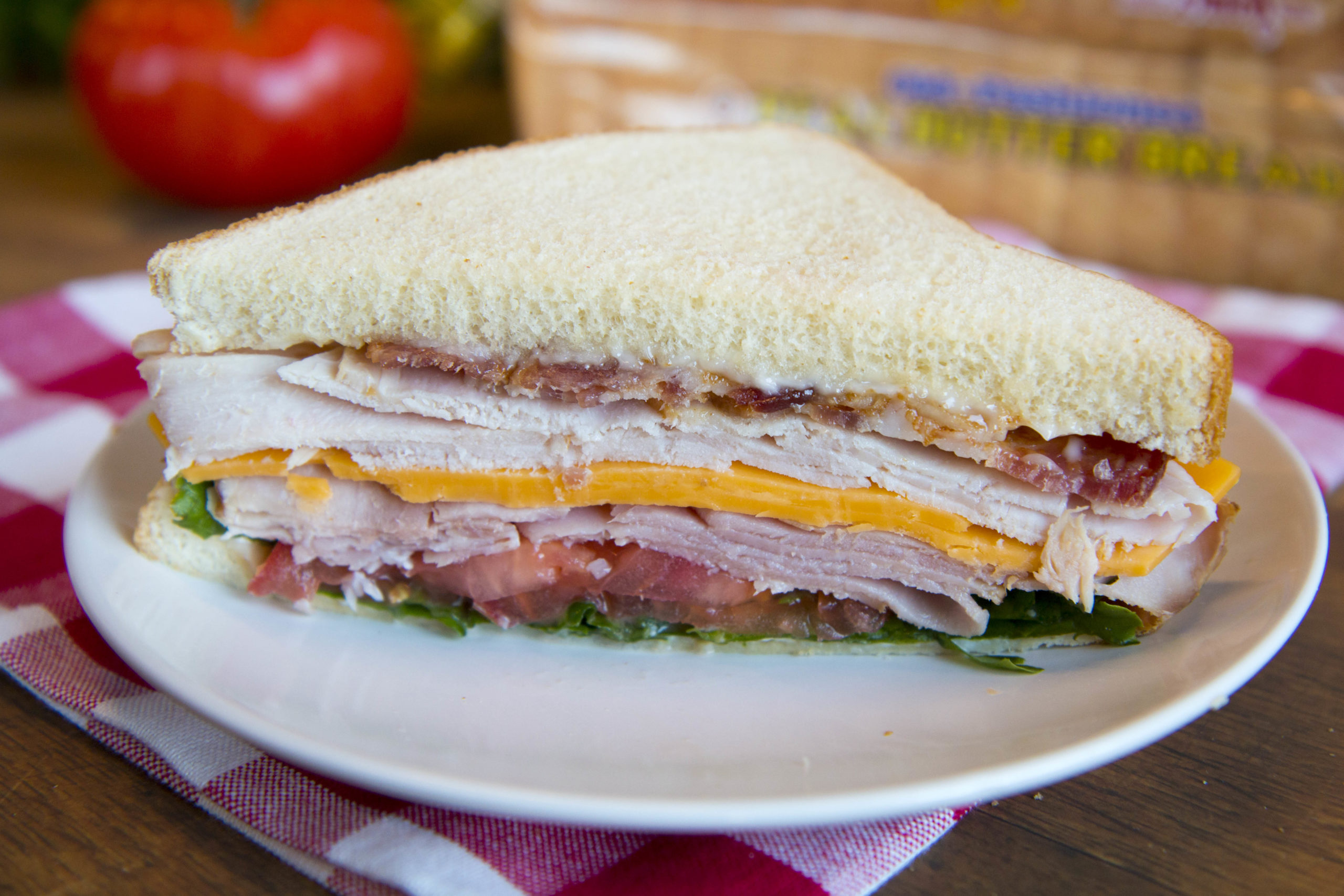 Club Halfed - Martin's Famous Potato Rolls And Bread