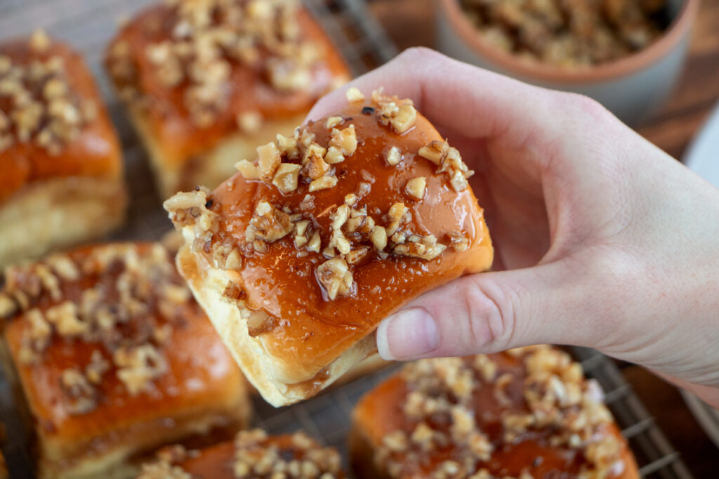 Honey Walnut Dinner Roll