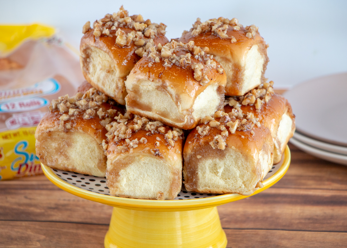 Honey Walnut Dinner Roll