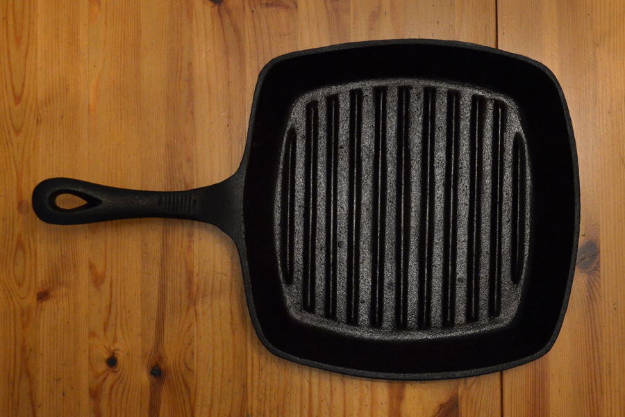 Our BEST TIPS For Using the Lodge Cast Iron Grill Griddle Combo 